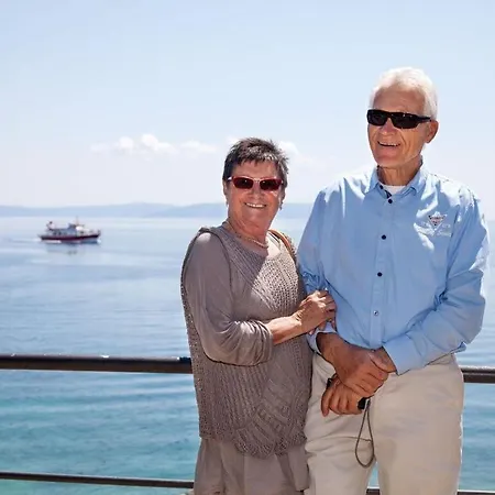 Apartament Gd In Tina *